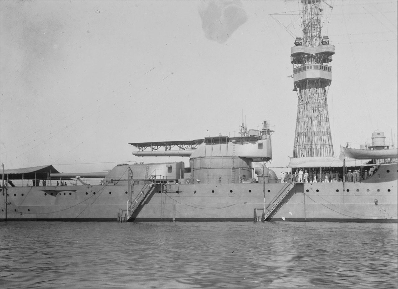 Кормовая группа башен ГК линкора Пеннсильвания.Гуантанамо,начало 1920г.