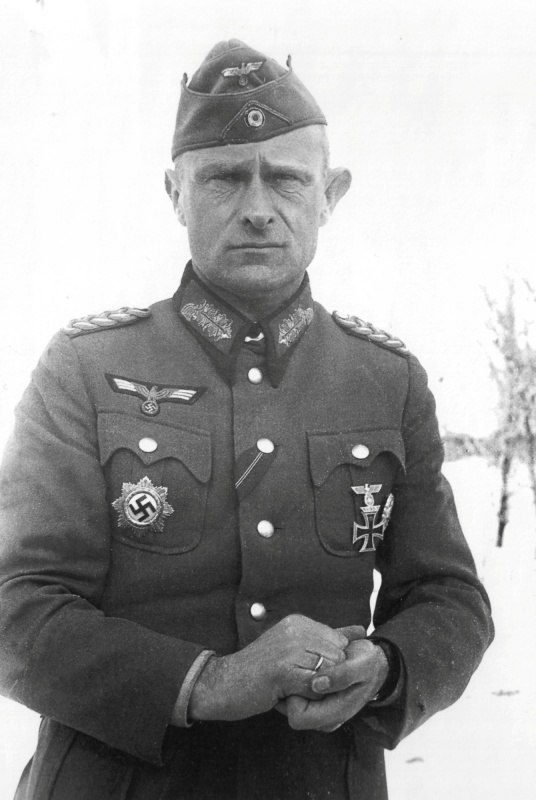 Взятый в плен в Сталинграде генерал-лейтенант Генрих Дебуа, командир 44-й пехотной дивизии вермахта. 1943г.